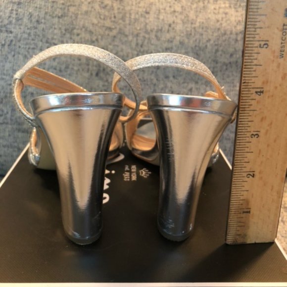 Nina SHAYA metallic silver sandals - Picture 4 of 4